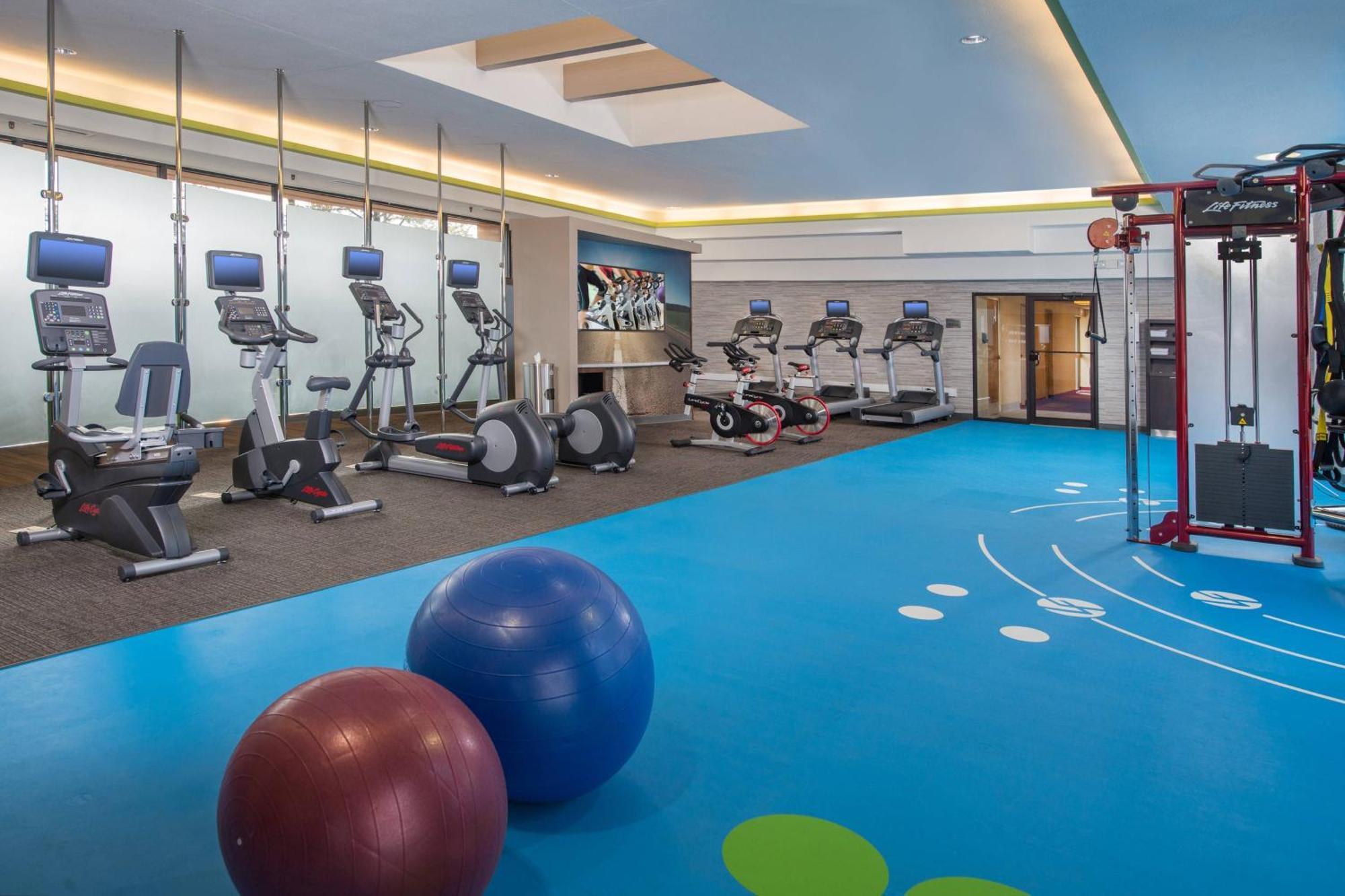 Courtyard By Marriott Silver Spring North/White Oak Eksteriør billede