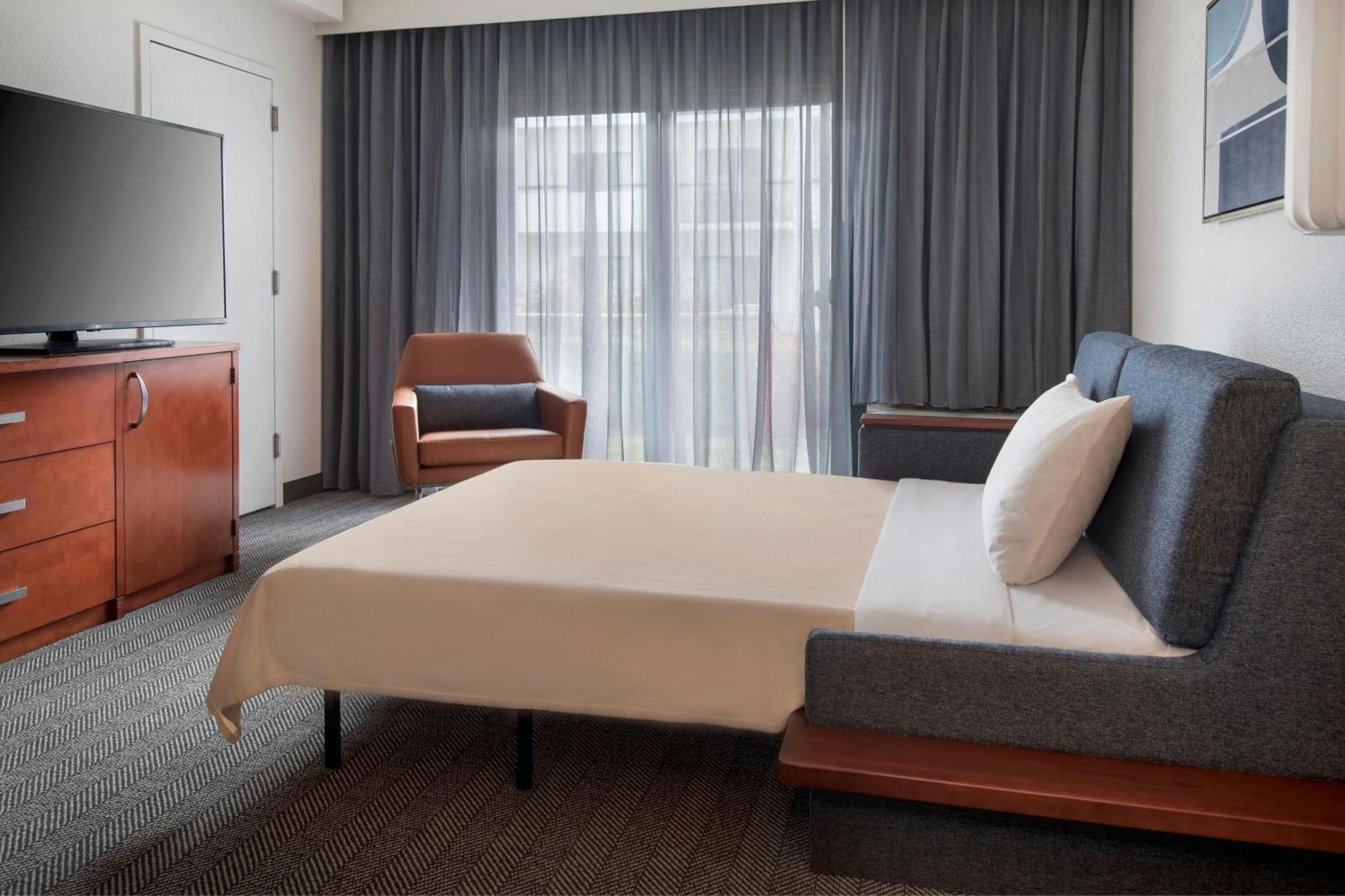 Courtyard By Marriott Silver Spring North/White Oak Eksteriør billede